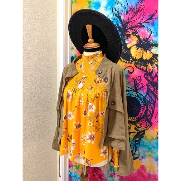 🌈 Stylish flower art top - Picture 10 of 11